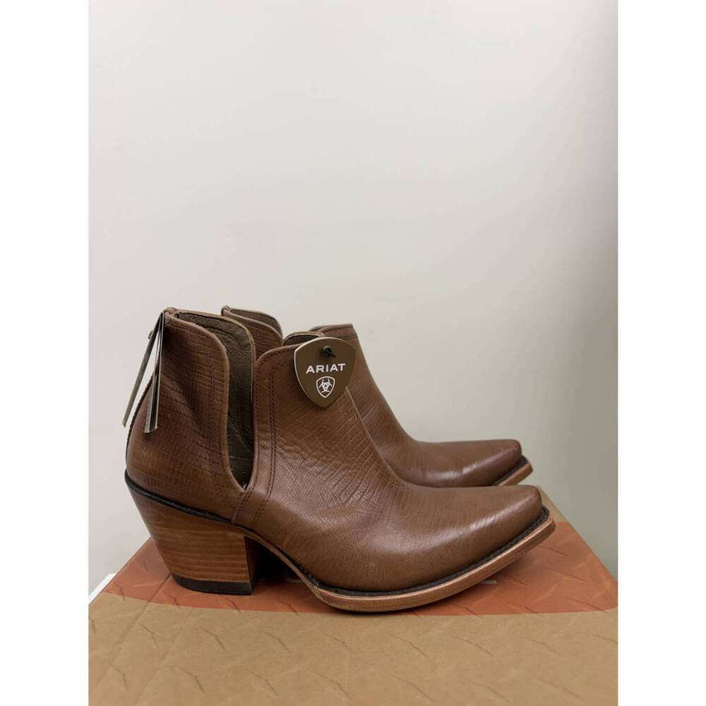 NEW ARIAT women's dixon bootie in brown